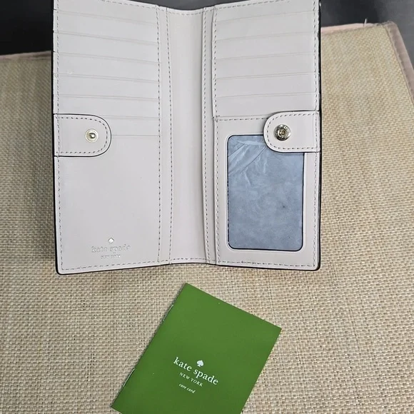 💫SALE NWT Kate Spade Two-Tone Leather Wallet - Picture 5 of 9